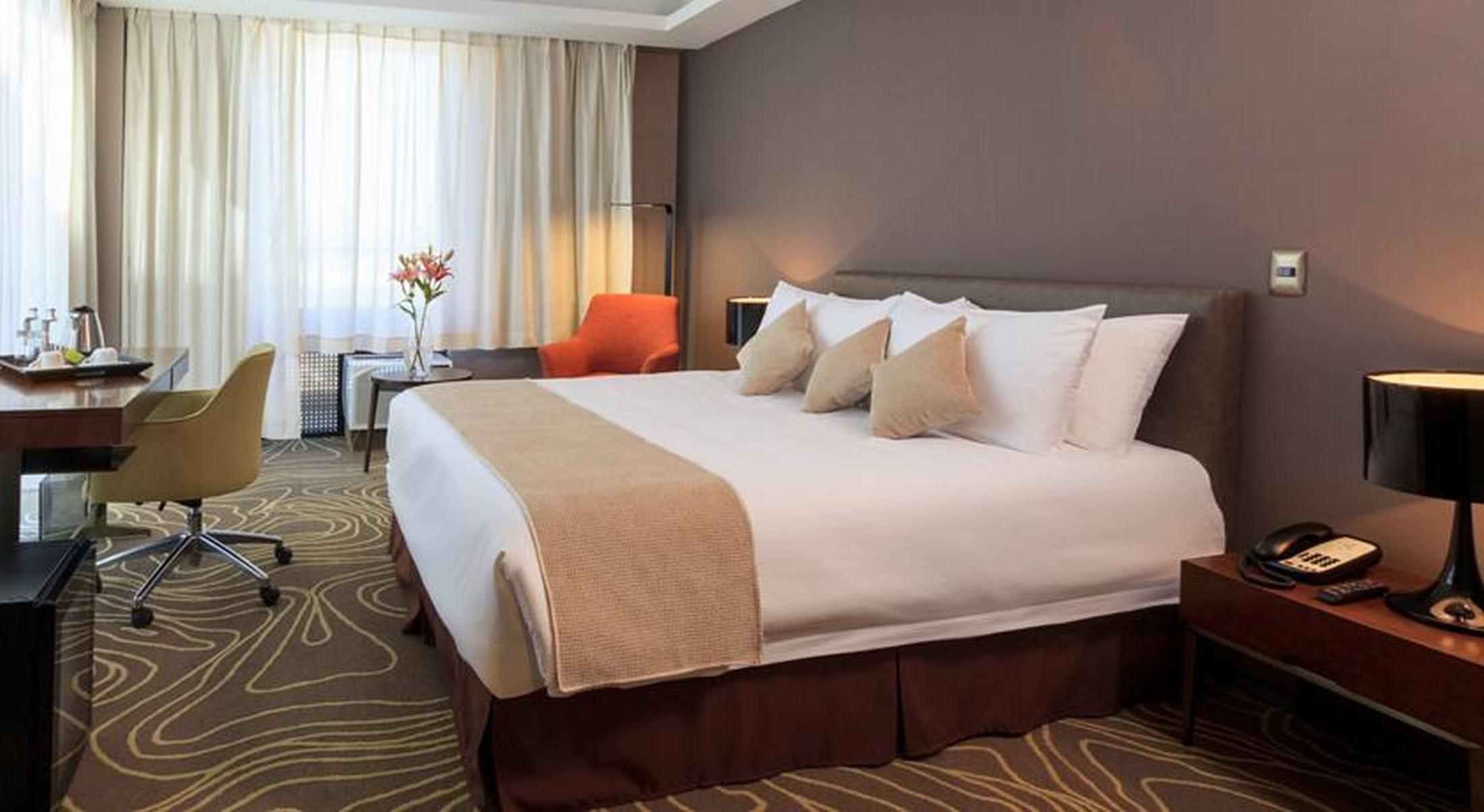 Hotel Manquehue Aeropuerto 4*