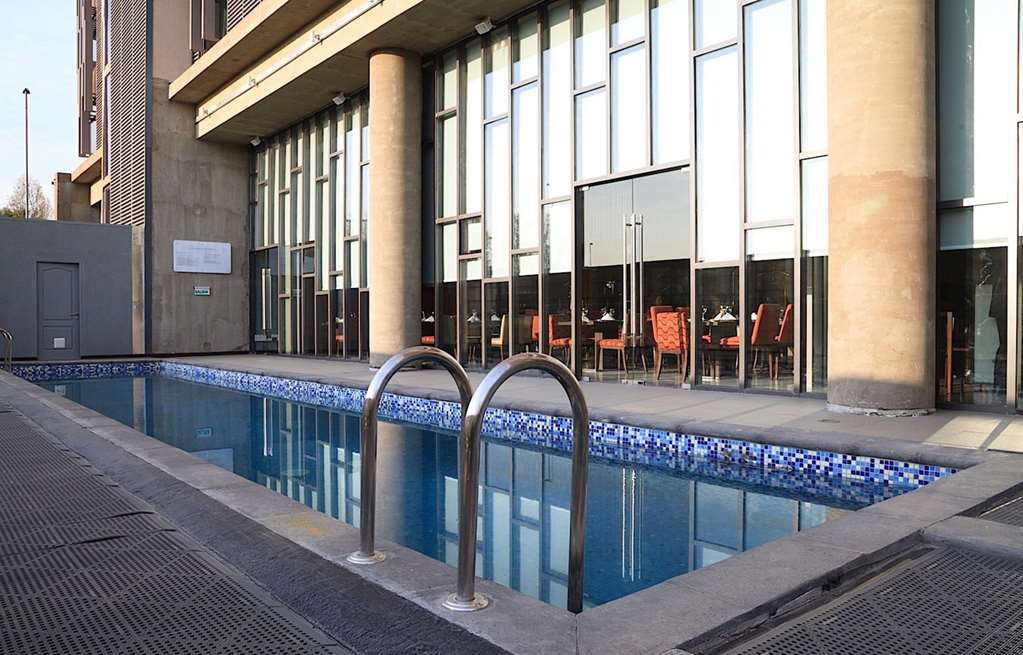 Hotel Manquehue Aeropuerto 4*
