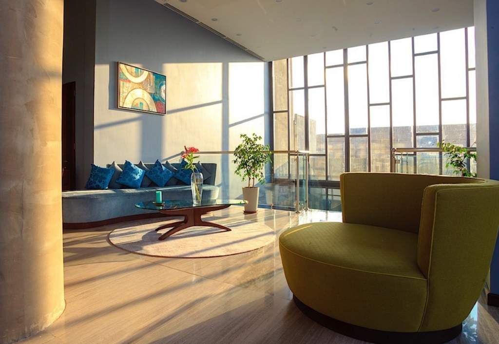 Hotel Courtyard By Marriott Airport